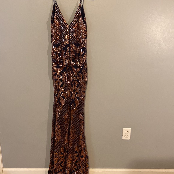 Windsor Navy Blue and Gold Sequin Floor Length Prom Dress - Picture 5 of 6